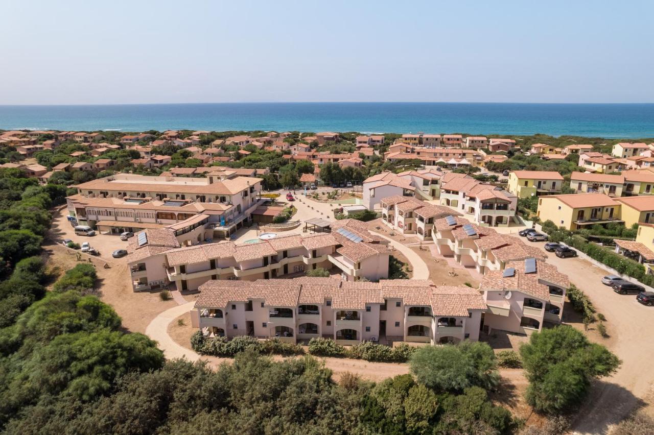 Mimose Beach Village Badesi Εξωτερικό φωτογραφία