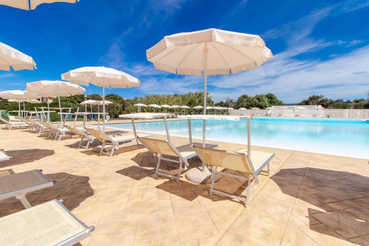 Mimose Beach Village Badesi Εξωτερικό φωτογραφία