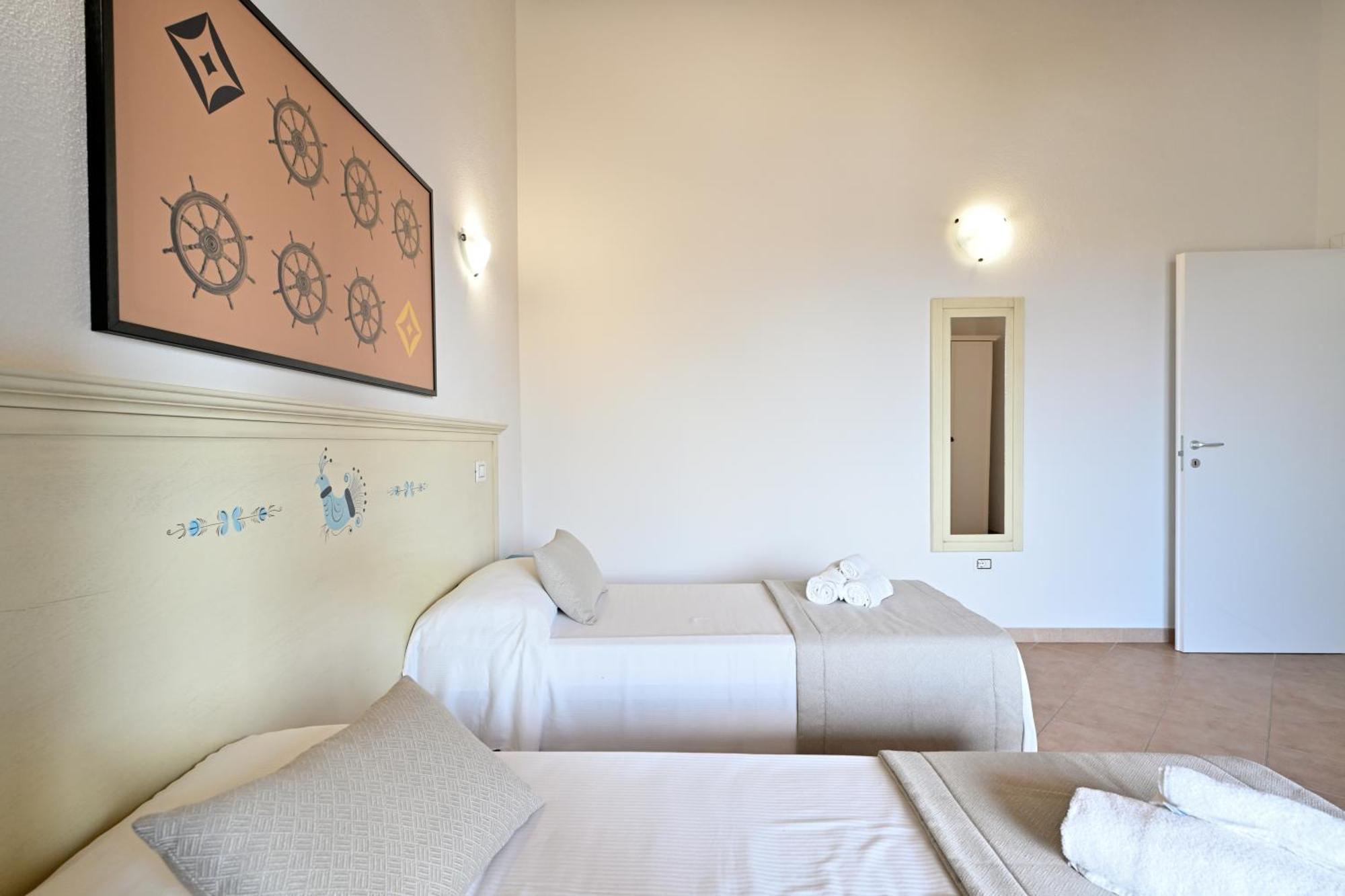 Mimose Beach Village Badesi Εξωτερικό φωτογραφία