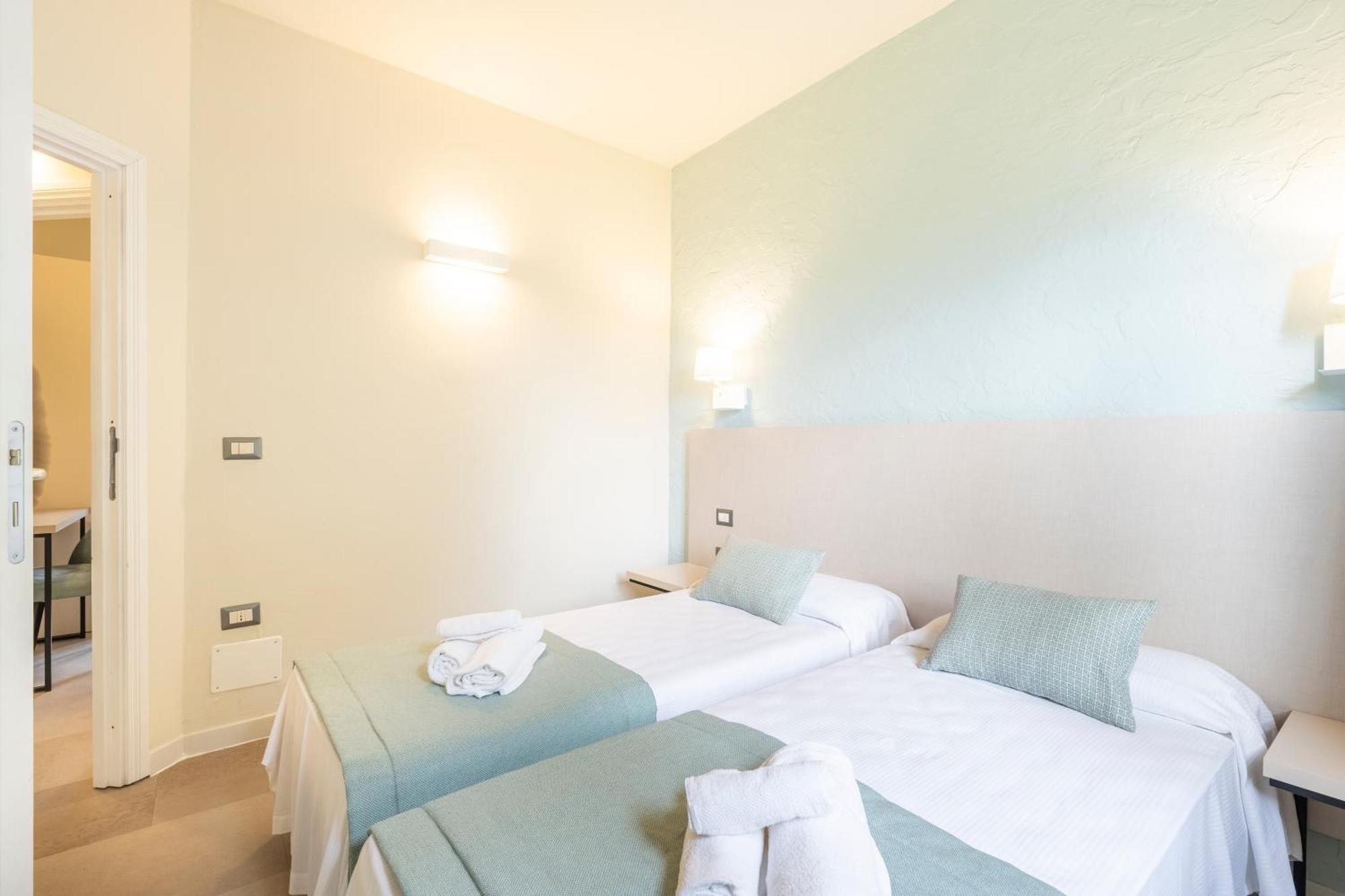 Mimose Beach Village Badesi Εξωτερικό φωτογραφία