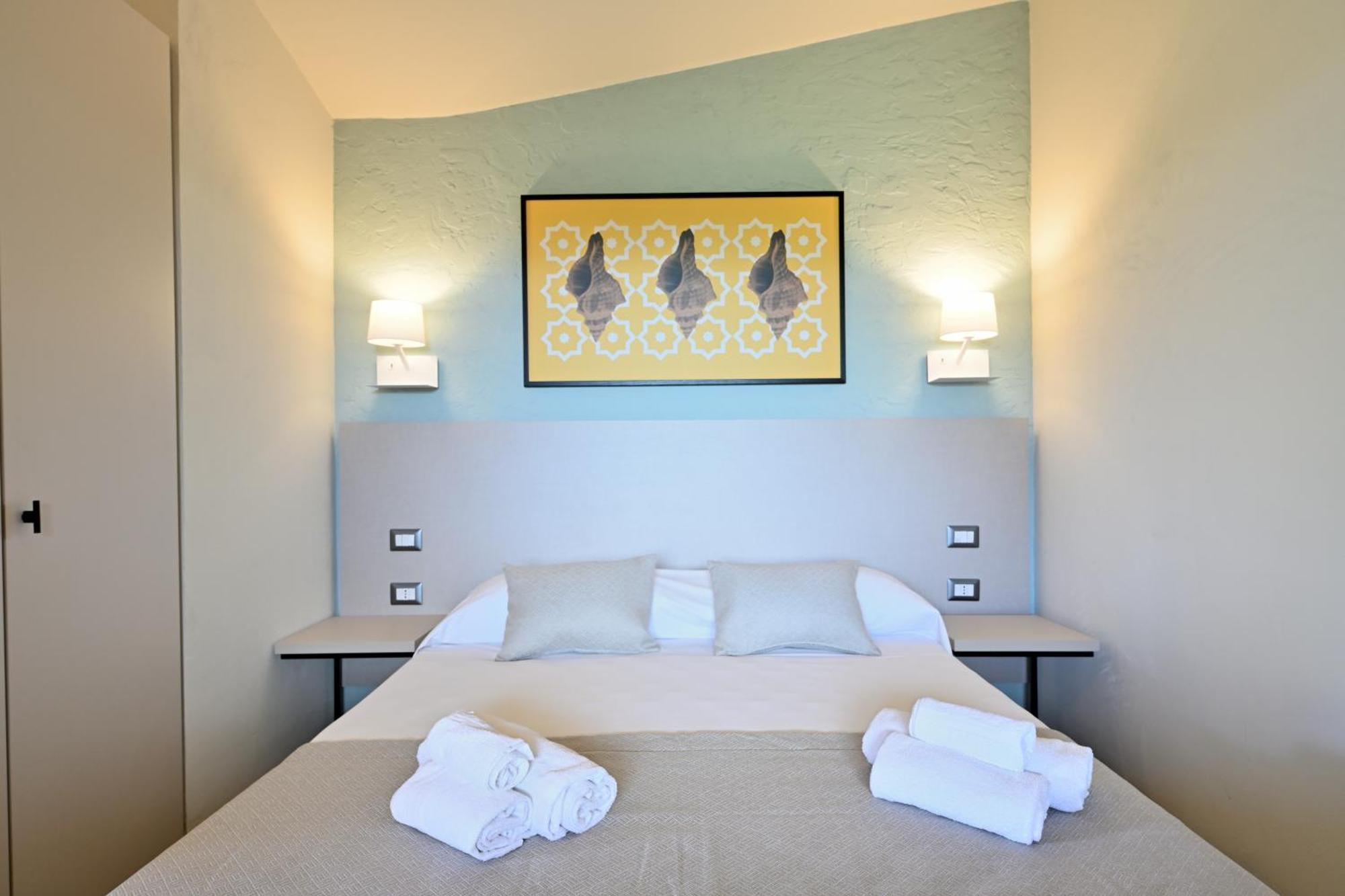 Mimose Beach Village Badesi Εξωτερικό φωτογραφία