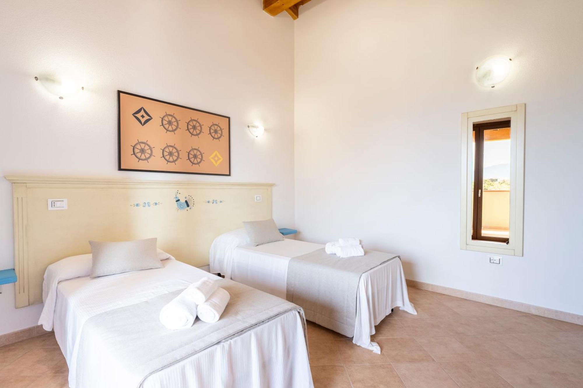 Mimose Beach Village Badesi Εξωτερικό φωτογραφία