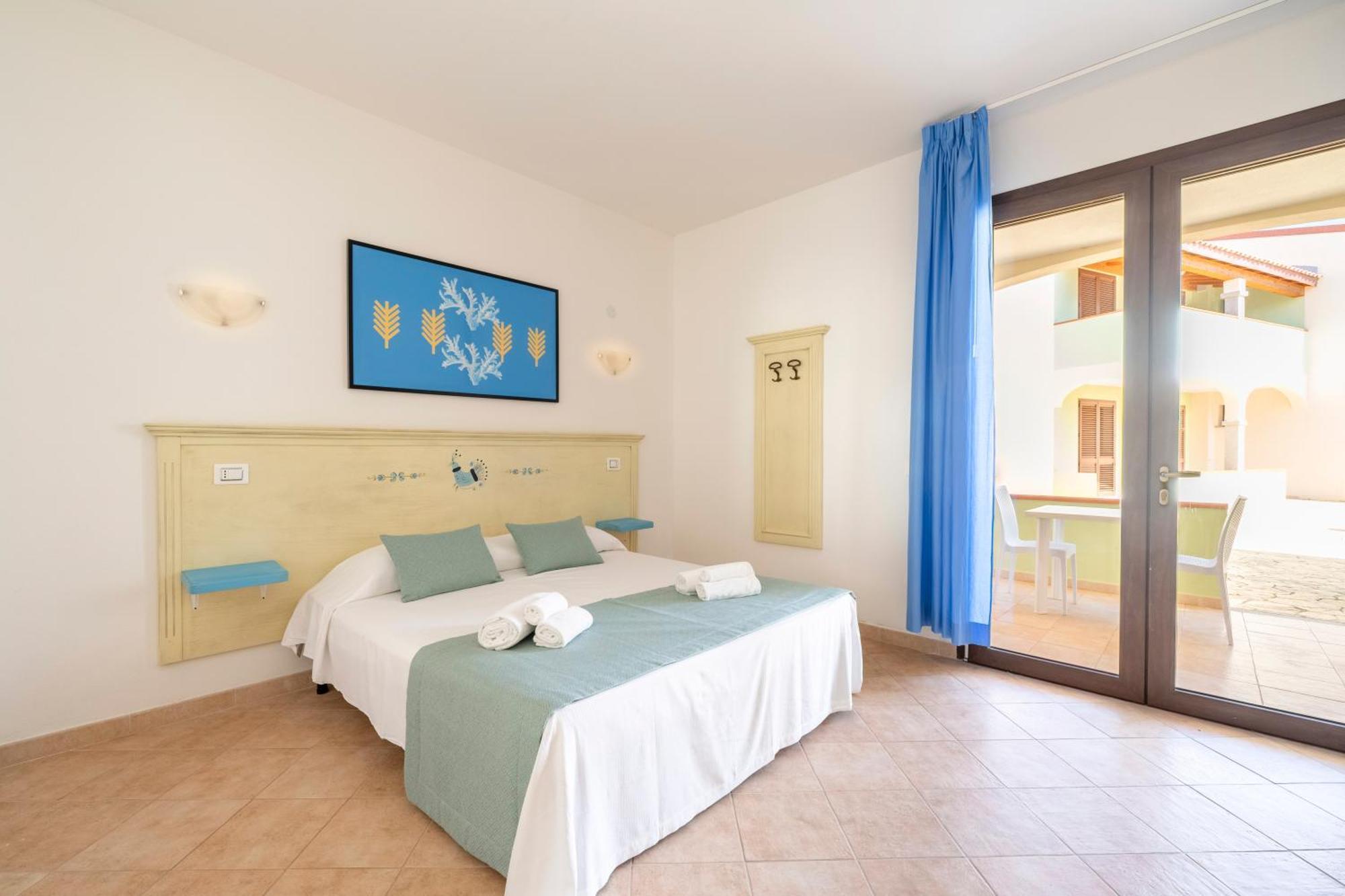Mimose Beach Village Badesi Εξωτερικό φωτογραφία