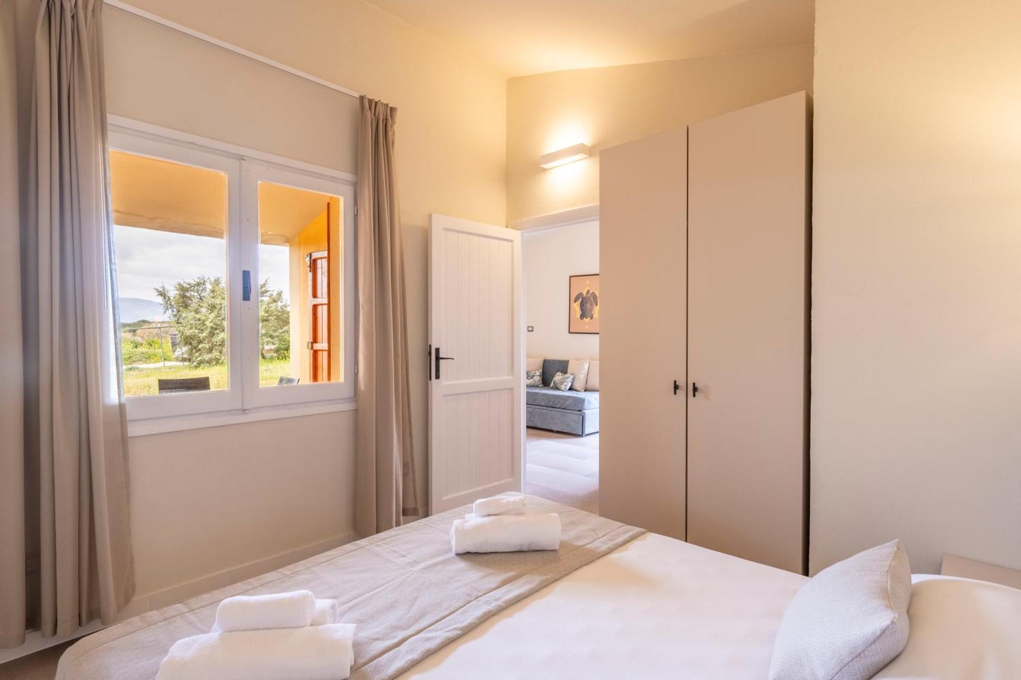 Mimose Beach Village Badesi Εξωτερικό φωτογραφία